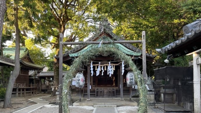 神社の輪くぐりをしました。