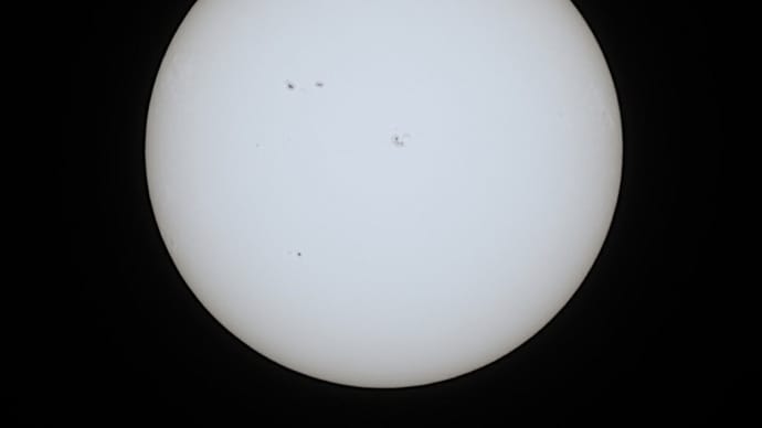 25/04/21 今日の太陽黒点でした…。