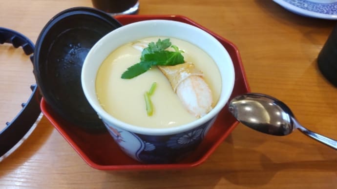 鬼滅トランプ貰いに。