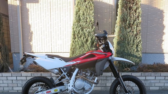 USED Husqvarna SMR125 2012モデル 正式入荷!2.990km