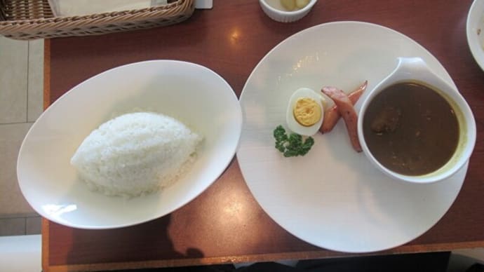 シーサイドカフェのビーコンのさみだれカレー