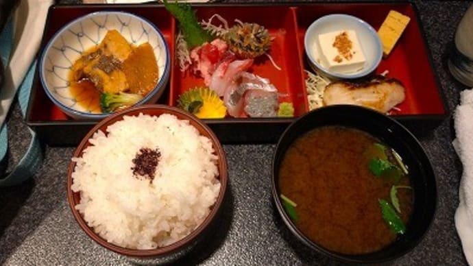 出社して今週は作造さんにたどり着け晩は県民ソウルフード