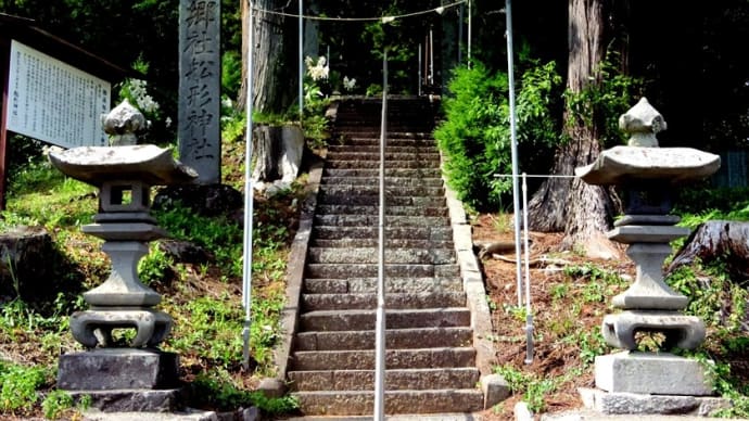 山百合香る神社