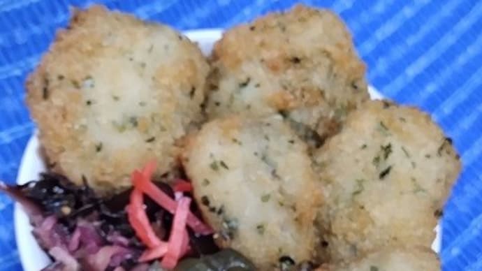 【01/22朝食】白身磯辺フライ、駅前スーパーのお総菜なんだね:D