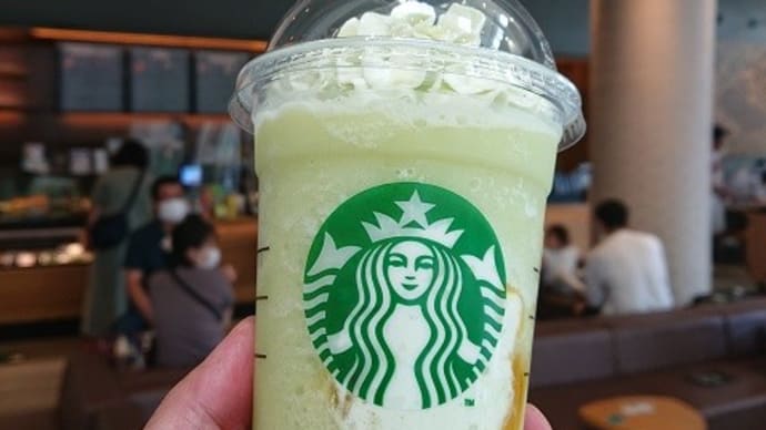 話題のメロンフラペチーノを頂いた後は1回かぶりでコンプ！