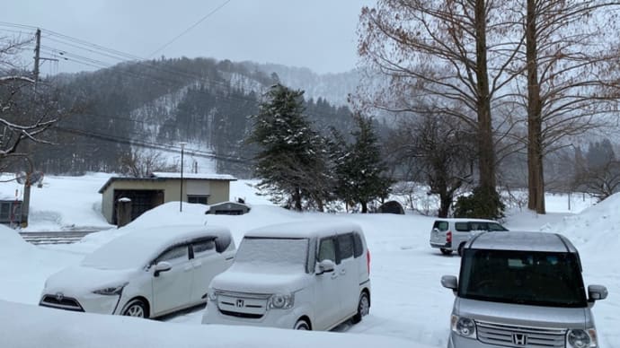 イチゴ工場で、最初の戦いの火ぶたが切られた