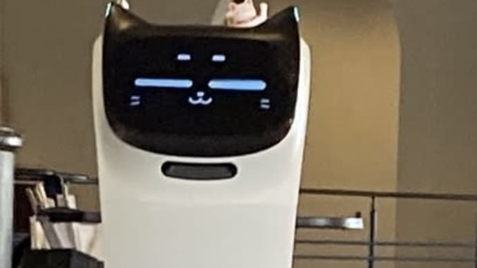 配膳ロボット