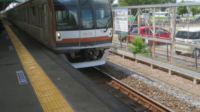 東京メトロ10000系