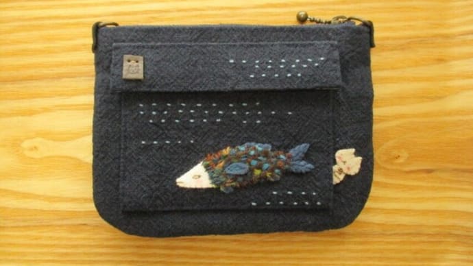 お魚小銭入れ