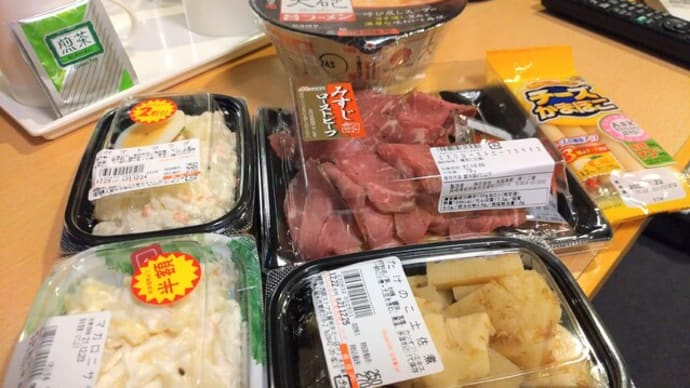 |M2012|西鉄久留米駅ビル『西鉄ストア久留米タミー店』で買い出ししたみすじ肉のローストビーフにマカサラ・ポテサラを頂く。大砲ラーメンで締めるひとりイブイブ・バーティーでした!