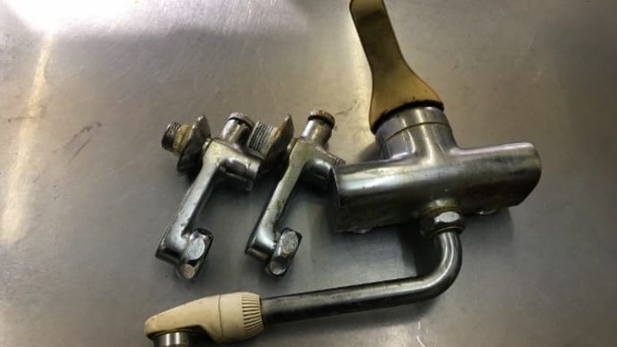 DIY キッチンの混合栓交換