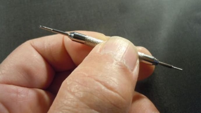 カシオ F-84W 代替ベルトが到着したので サクッと交換