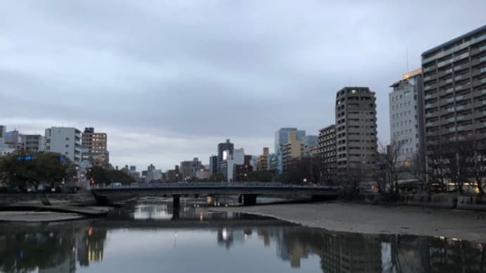 今日の広島市は雨!強い風が吹いています・・・天気予報によると午後から晴れそうです