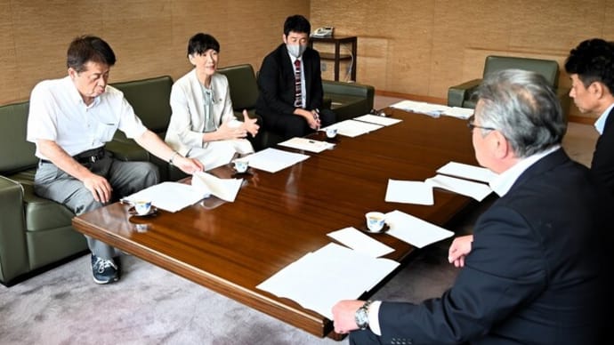 市長が「公益通報に該当する可能性」と答弁した内部告発について、市長と議長へ、適切な対応を求める申し入れ