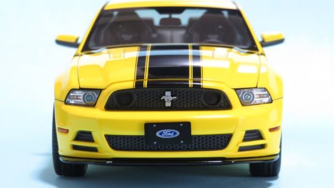 ドイツレベル 2013 フォード マスタング BOSS 302 完
