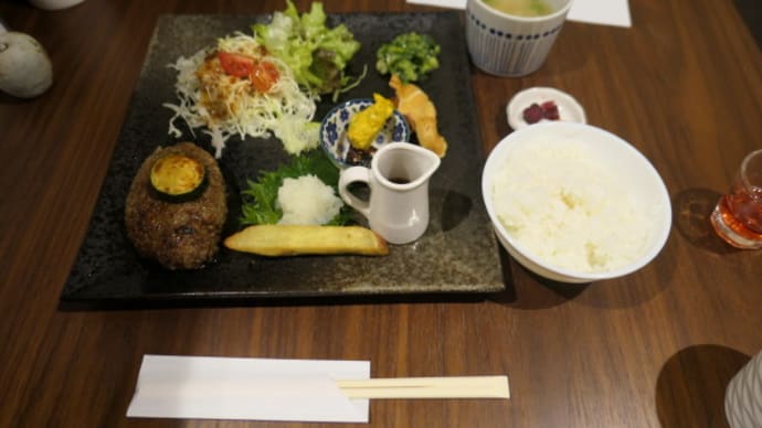 ベジキッチン 「とんこ」でのランチ on 2024-4-6