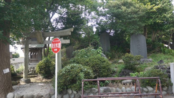 上赤塚富士（赤塚氷川神社富士塚）