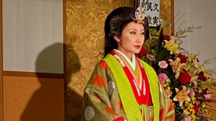 十二単の着装