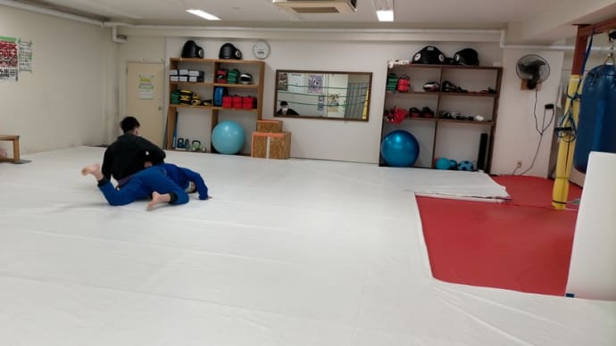 (金)ブラジリアン柔術打込みクラス21:00〜