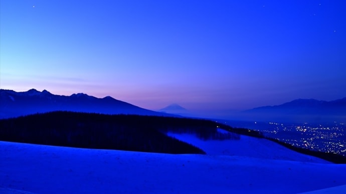 霧ヶ峰・富士見台より富士を望む