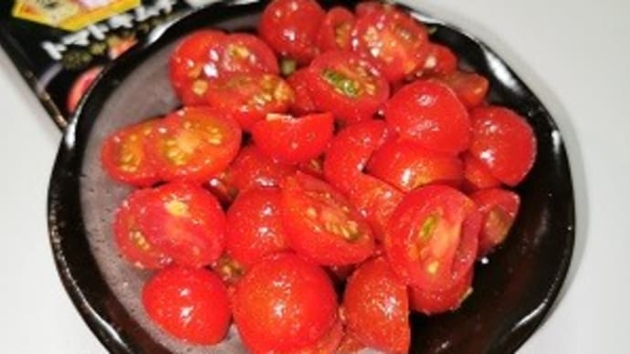 なんとも言えない「トマトキムチ」!