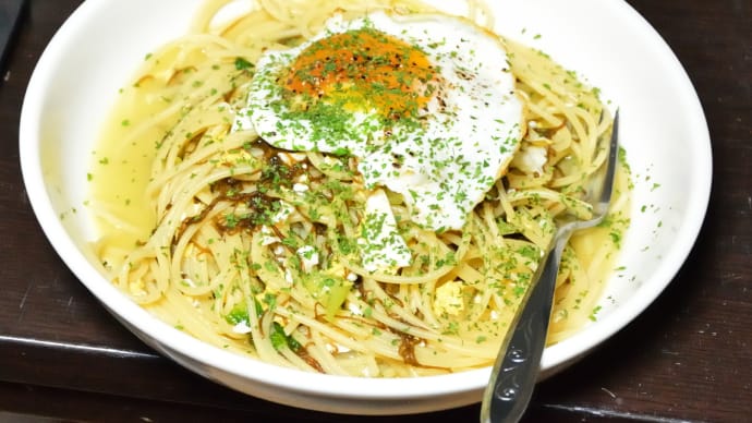 おっさんパスタ 8/7 貧乏パスタ もずくレタス入り