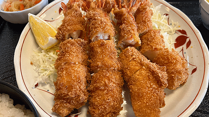 「山正 キヨス店」のデカ〜い!エビフライ定食!