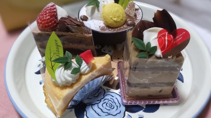 魚の天ぷら蕎麦とケーキ❤️