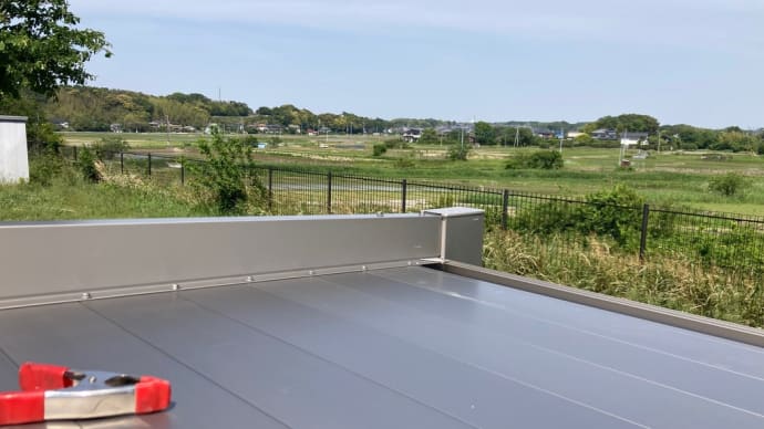 茨城県 龍ケ崎市 ベンチに日差しを設定する