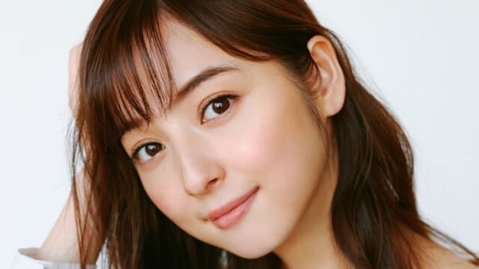 こっちょり誕生日、 有名人は佐々木希に、高山一実、松下奈緒に、 十味に、あとRQの娘に、 男性は、アンガ田中に、世界的な俳優、 ジェームス・ディーン・・