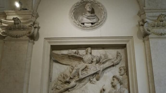 壁にかかった浮彫　3点　カピトリーノ美術館　ローマ