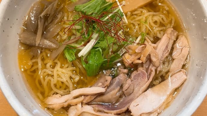 新橋「最上川」 鶏中華(ラーメン)冷 800円→700円(期間限定価格)