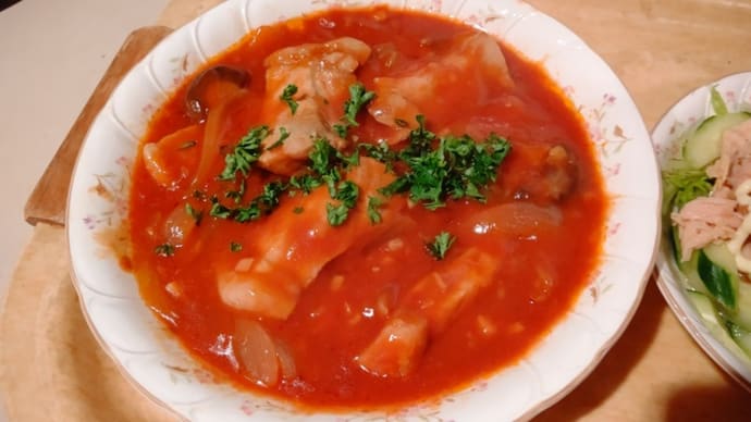 豚肉と玉葱のトマト煮込み