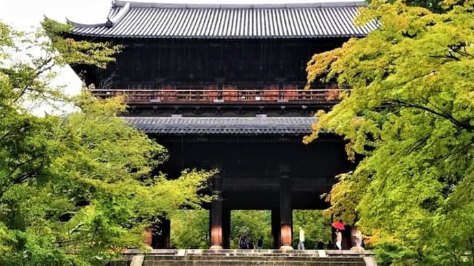 南禅寺三門の上層五鳳楼の内陣の魅力を堪能 Enjoy the charm of the inner camp of the upper Gohoro of Nanzen-ji Sanmon