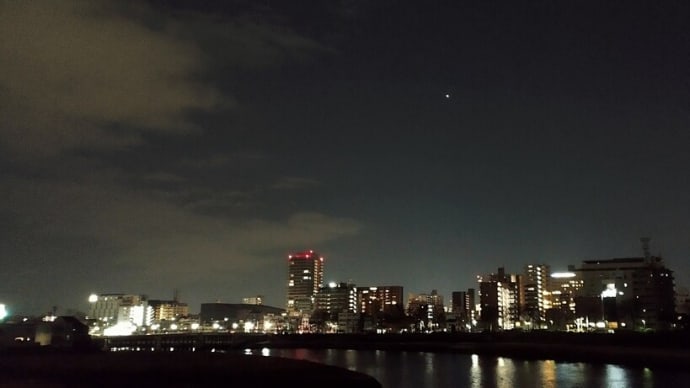 ～ 2/3 ライトに映える幻想的な岡山城 ～