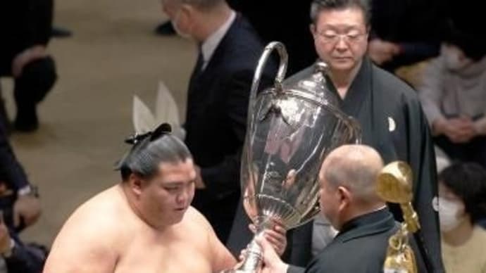 相撲 101番 『御嶽海 三度目の優勝で、大関昇進確定』