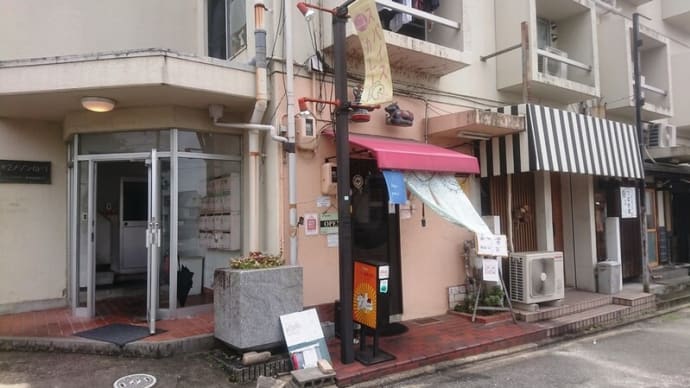 今年初めての三代目カレー舎、NANDI。
