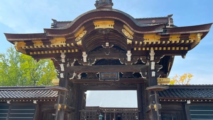大人の遠足♬ 国宝・勝興寺へ