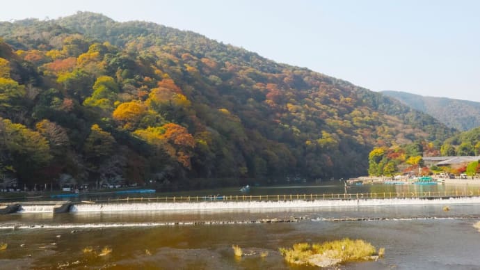 嵐山・嵯峨野散策で紅葉狩り