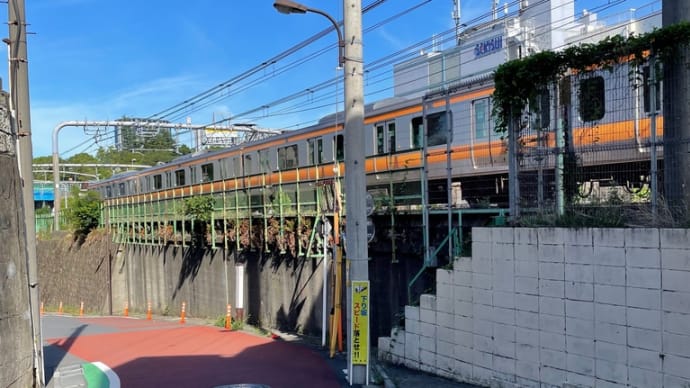 信濃町駅付近の坂③