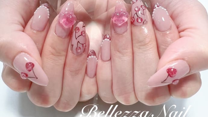 ★スタッフさん担当お客様ネイルのご紹介★