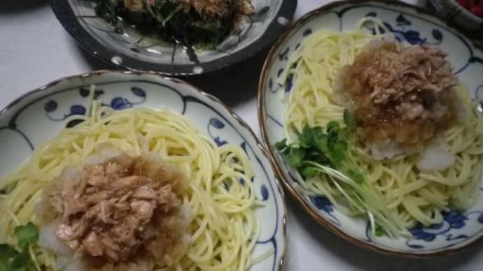 夕飯は大根おろしとツナのパスタ