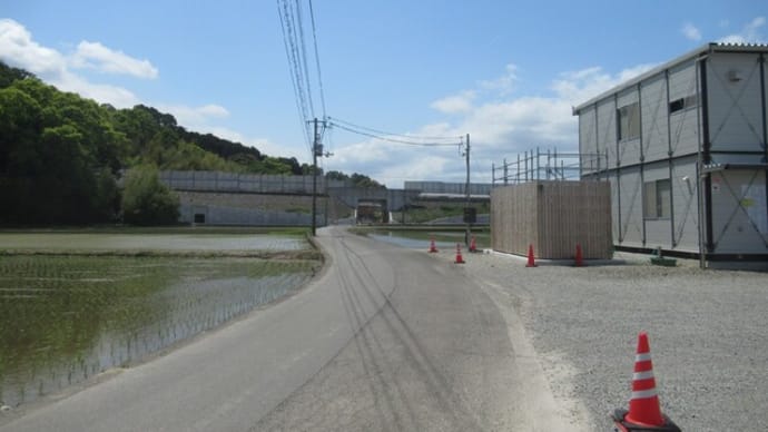  徳島南部自動車道・小松島市内の2023/5時点の工事状況（その６）新居見トンネル北側
