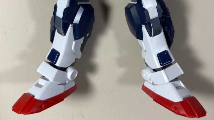 ①ガンプラ HGUC 1/144 ペイルライダー・キャバルリー 組立中です!