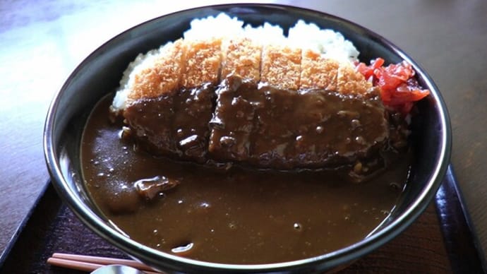 新潟県上越市【手打ちらーめん さっぽろ】カツカレー(とりこつ使用)【食べログjsh】グルメ