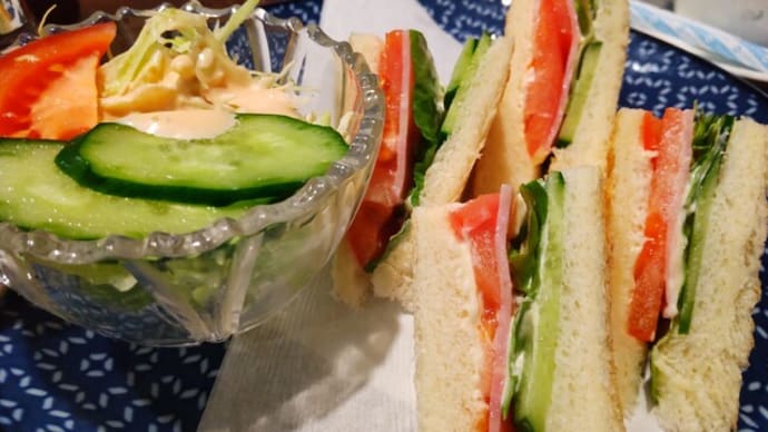 南蛮茶館はほぼ満席