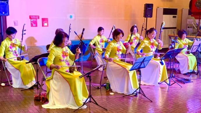 菜ノ花二胡アンサンブル、初の生徒のみの演奏💛~長崎グラバー園ジョイフルコンサート♪