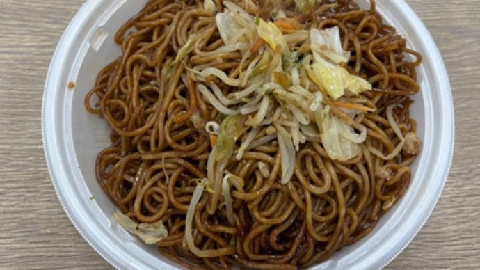今年もソース焼そばで。