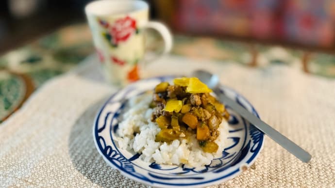 ドライカレーで朝ごはん