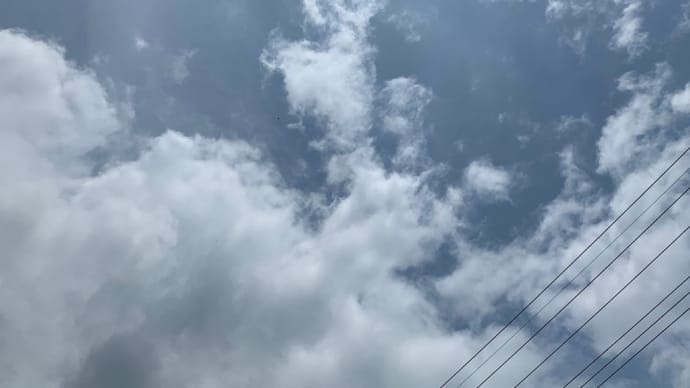 気持ちは、曇り空